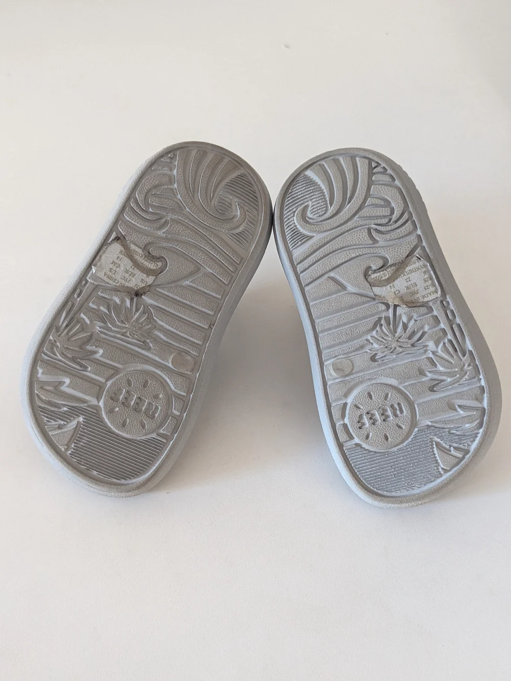 REEF Toddler/Little Kid Rio Slide Sandals in Gray